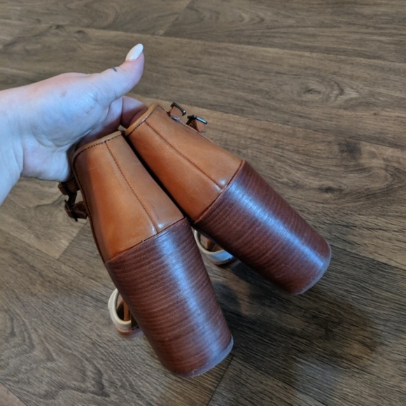 DOLCE VITA Maryann Anklestrap Block Heel Size 9.5 - Picture 6 of 8